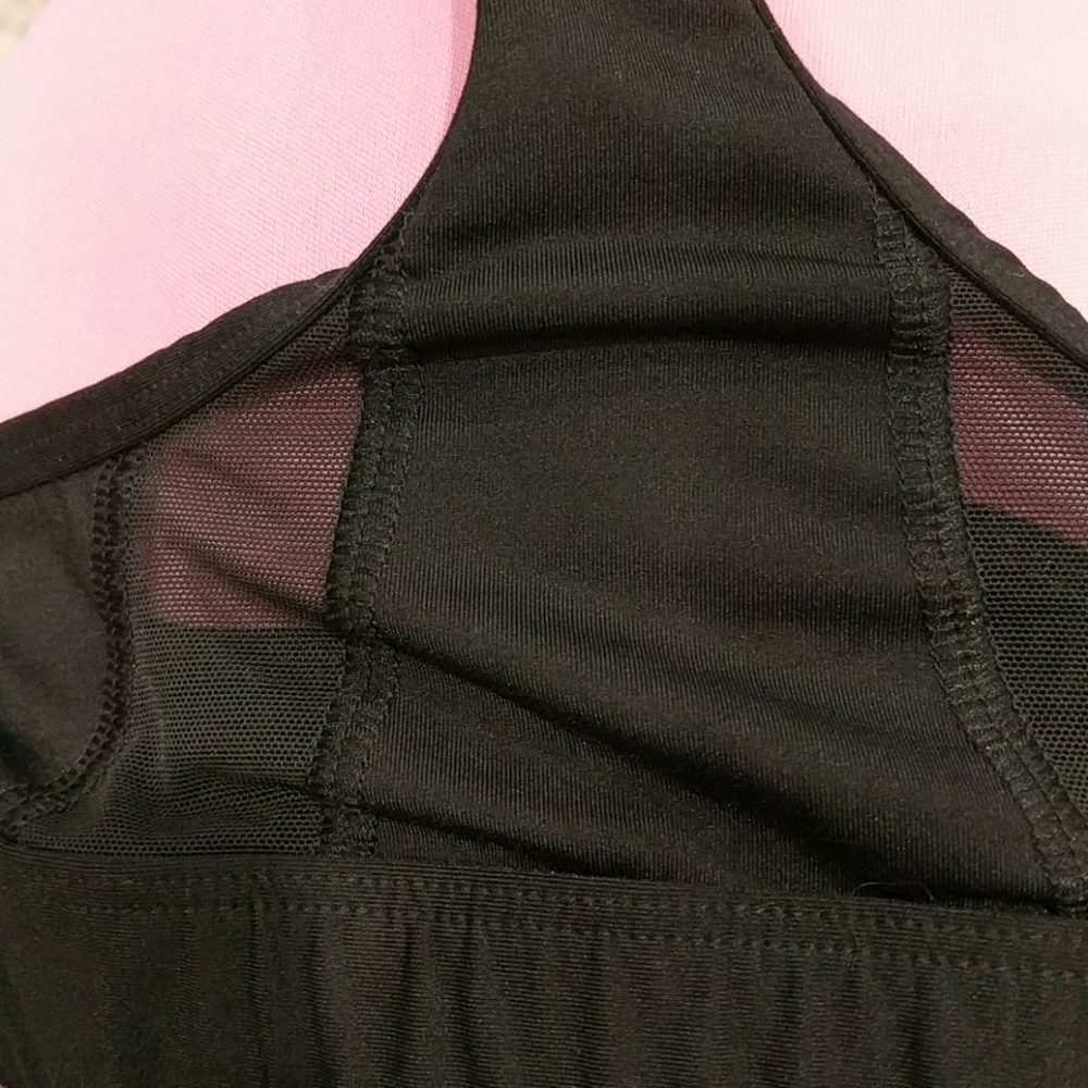 Pink Victoria secret black sports bra - Picture 4 of 5